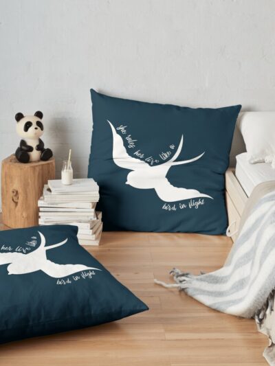 She Rules Her Life Like A Bird In Flight , Fleetwood Mac, Gypsy , Boho , Stevie Nicks , Rhiannon T-Shirt, Life Is A Bird Throw Pillow Official Fleetwood Mac Merch